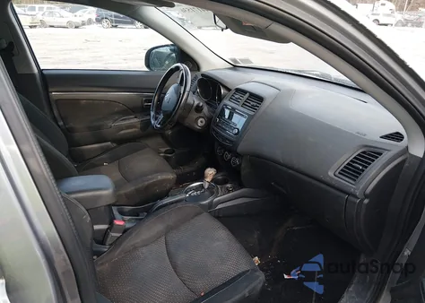 2016 Mitsubishi Outlander Sport 2.4 Es z USA, uszkodzony, nr VIN JA4AR3AW5GZ032568